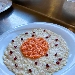 -Risotto con crema di ricotta al lime, salmone affumicato e melograno - -