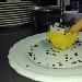 Dessert con maionese dolce, baccal, scaglie di cioccolato con peperoncino - -