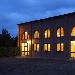 L'agriturismo visto di sera - -