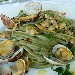 Linguine alle alghe con vongole veraci - -